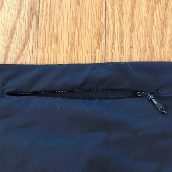 Lululemon sz 2 Speed Tight II *Full-On Luxtreme
Sequin Snake Slate Black / Black - Picture 6 of 16